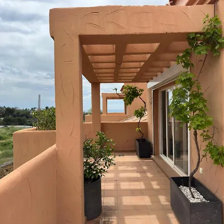 Apartment Elegant Penthouse - Panoramic Sea Views *