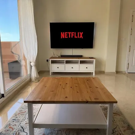 아파트 Elviria Panoramic Views Penthouse *