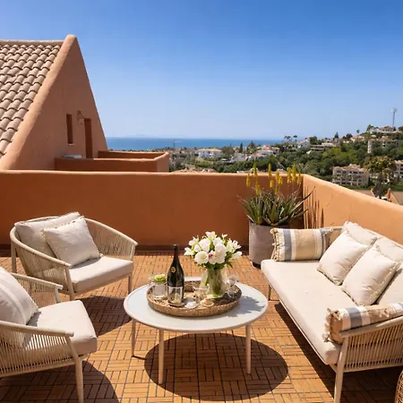 Elviria Panoramic Views Penthouse Apartmán *